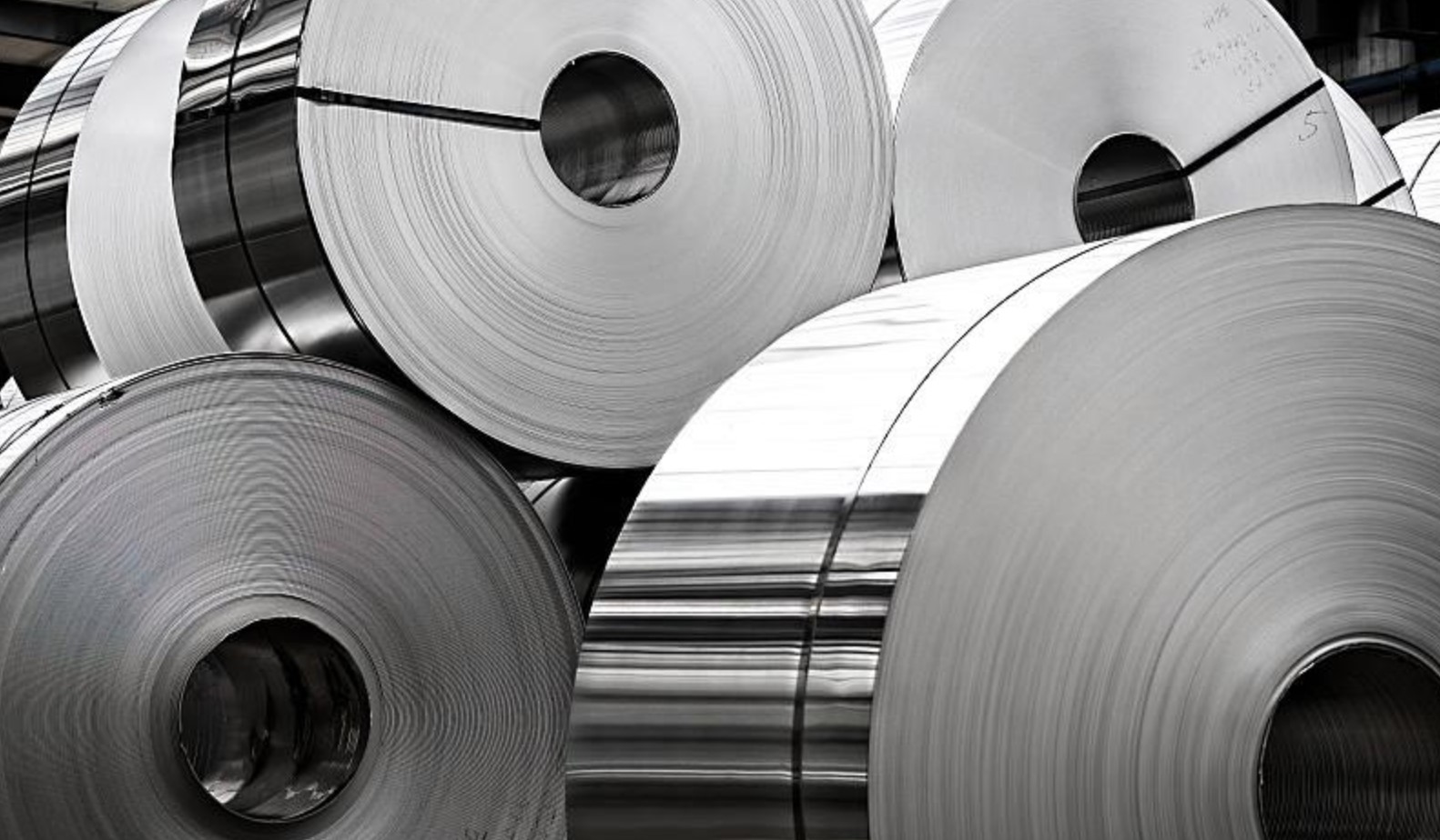 رقائق الألومنيوم